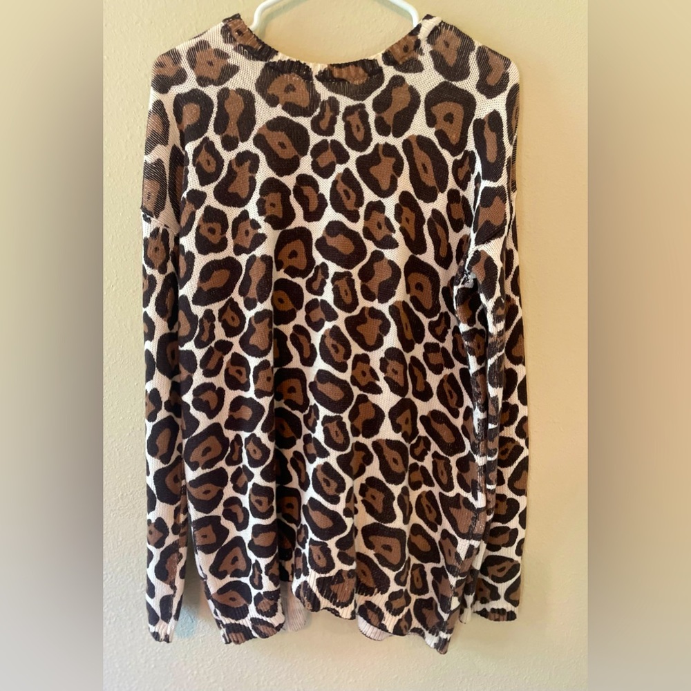 Show Me Your Mumu | Mellow Zipline Leopard Cheetah oversized Sweater - Picture 2 of 7